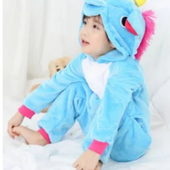 Girls custome - Picture 6 of 9